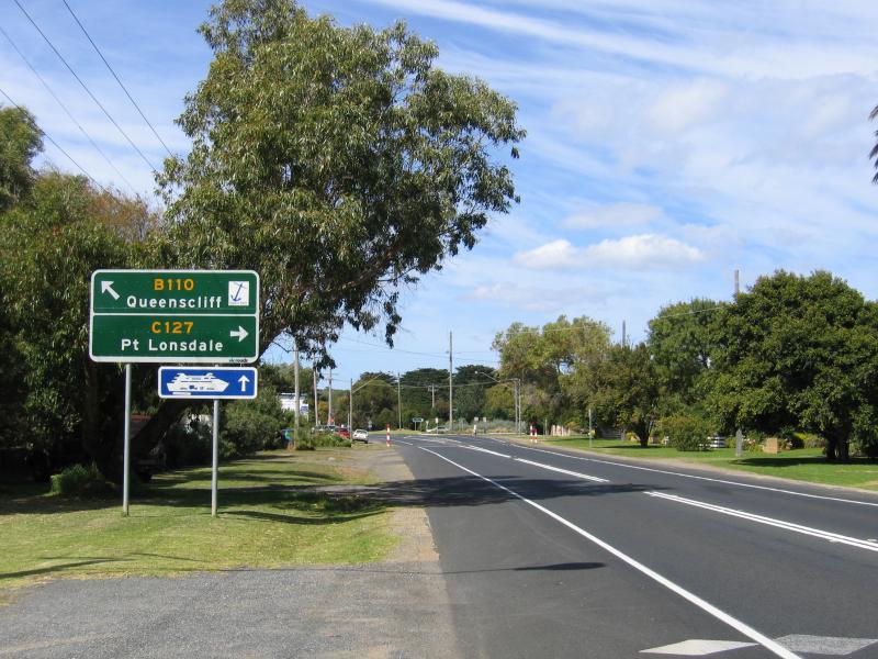 Point Lonsdale - Bellarine Highway: View south-east along Bellarine Hwy towards Pt Lonsdale Rd