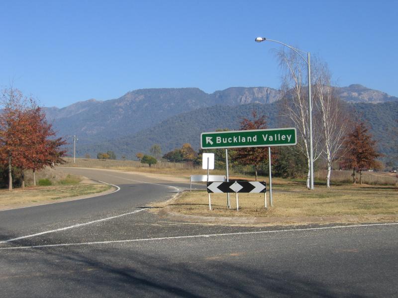 Porepunkah - Great Alpine Road, Buckland Valley Road and Mount Buffalo Road junction: View south-west along Buckland Valley Rd