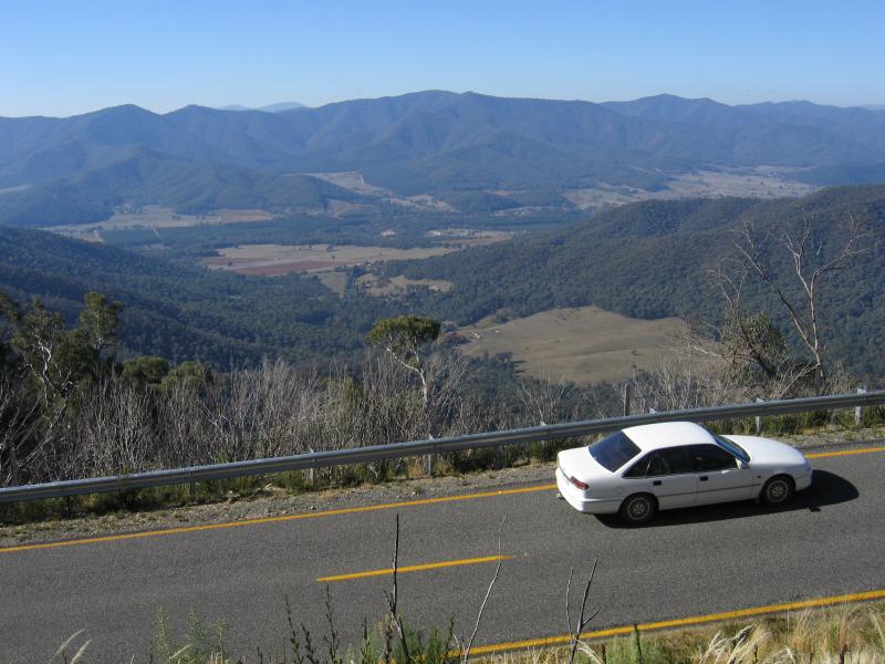 Porepunkah - Mount Buffalo Road through Mount Buffalo National Park: View from Mackeys Lookout
