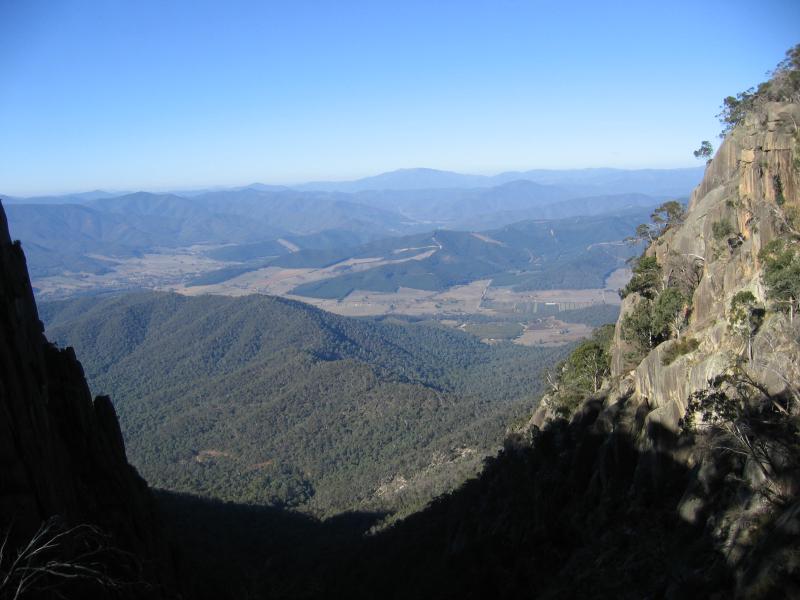 Porepunkah - Gorge Day Visitor Centre near Mount Buffalo Chalet: View at Crystal Brook Lookout