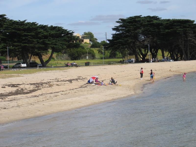 Portarlington - Portarlington Pier and foreshore: View west along beach from pier