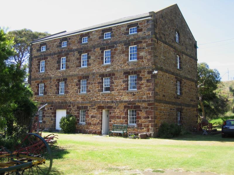 Portarlington - Around Portarlington: Steam Flour Mill, Turner Ct