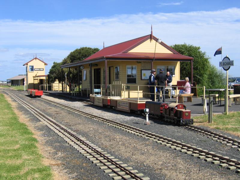 Portarlington - Point Richards: Station at Miniature Railway