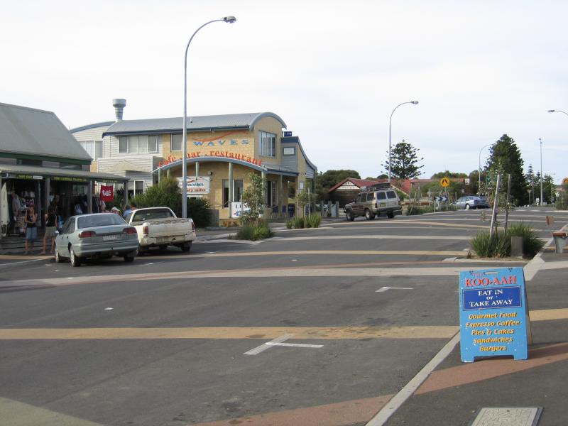Port Campbell - Commercial centre and shops, Lord Street: Waves Restaurant, view north-east along Lord St between Cairns St and Morris St