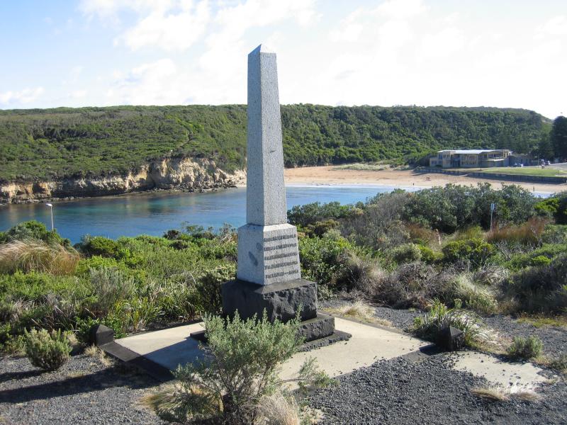 Port Campbell - Port Campbell Bay, jetty and beach: View towards beach from memorial at end of Lord St