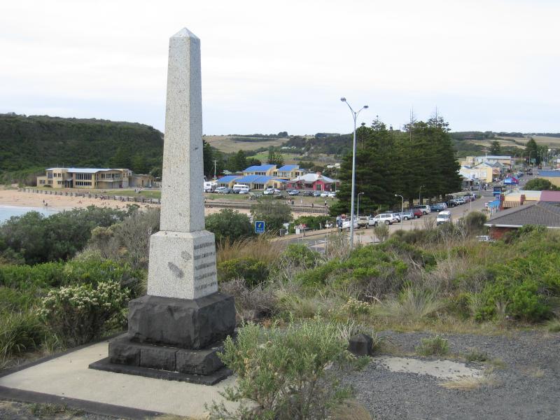 Port Campbell - Port Campbell Bay, jetty and beach: View towards beach and north-east along Lord St from memorial at end of Lord St