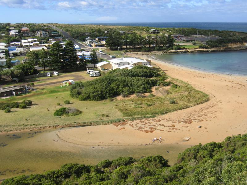 Port Campbell - Discovery Walk and views over Port Campbell Bay: View south-east across Port Campbell Creek and along Cairns St from Town Lookout