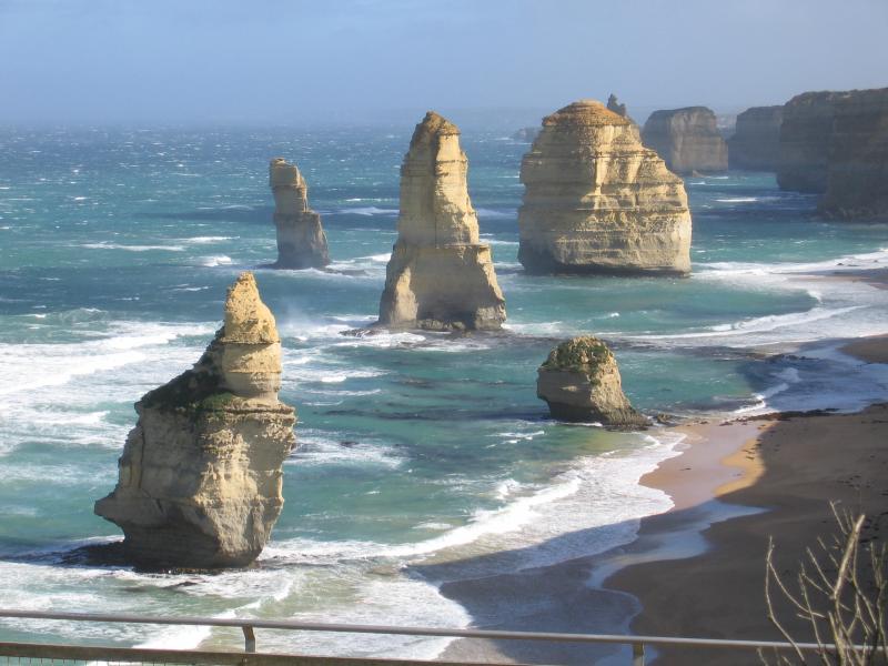Port Campbell - 12 Apostles: View of 12 Apostles from main viewing area