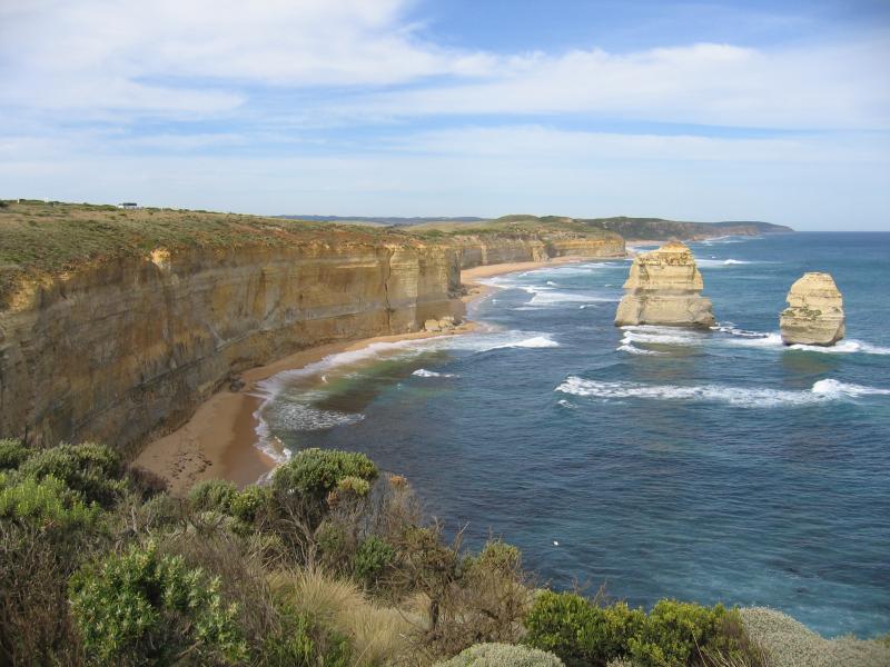 Port Campbell - 12 Apostles: View east along coast towards 2 of the Apostles from lookout