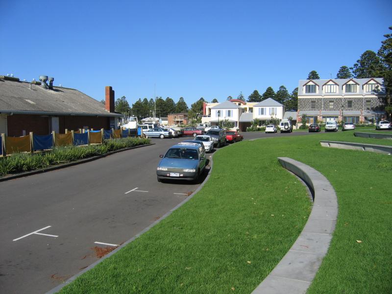 Port Fairy - Moyne River: Car park at Fishermans Wharf off Gipps St
