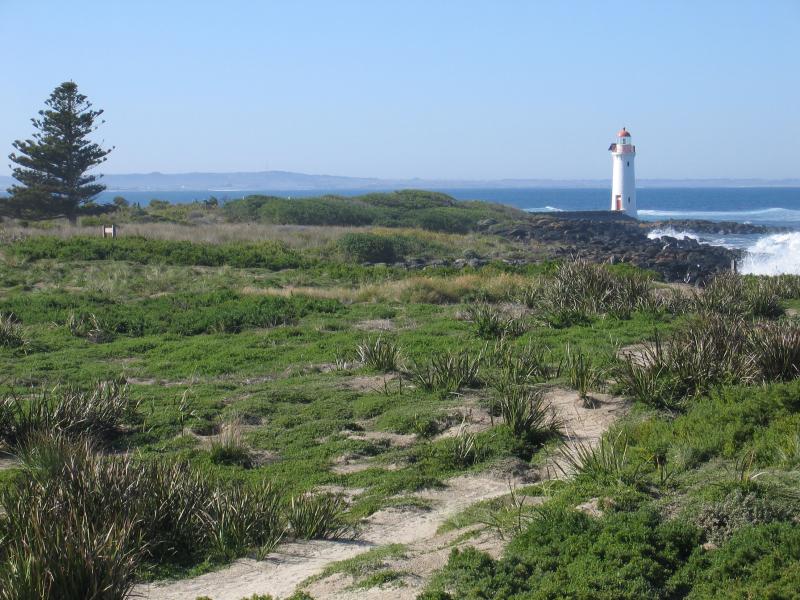 Port Fairy - Griffiths Island: View east along coast towards lighthouse