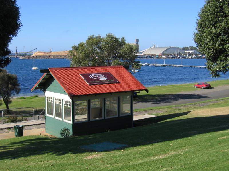 Portland - Foreshore along Bentinck Street above Nuns Beach and marina: Cable Tram stop, foreshore near Henty St
