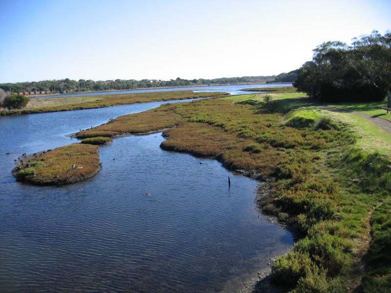 Portland - Fawthrop Lagoon: View west from footbridge across lagoon