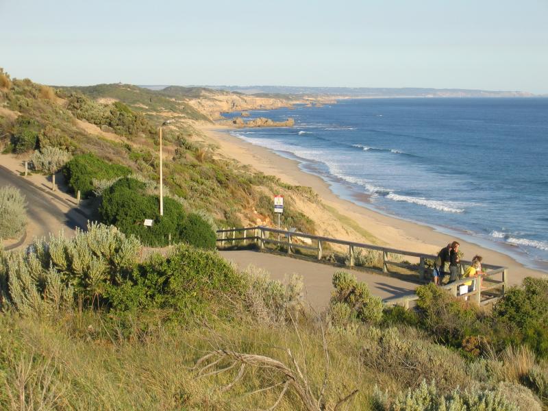 Portsea - Portsea Surf Beach, Back Beach Road: Lookout platform and view south-east along coast
