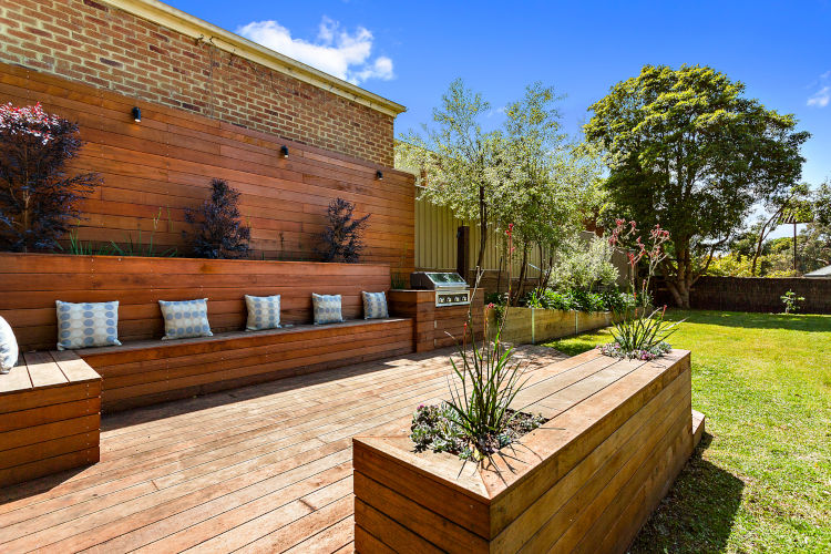 Portsea Escape, Portsea
