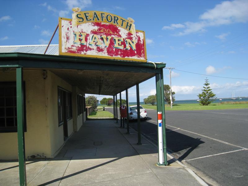 Port Welshpool - Commercial centre, Lewis Street between Turnbull Street and Robertson Street: Seaforth Haven, view east along Lewis St