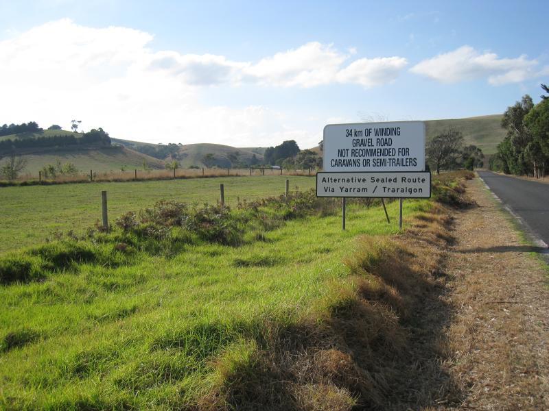 Port Welshpool - Woorarra Road, Welshpool: View north along Woorarra Rd, just north of Sidney St