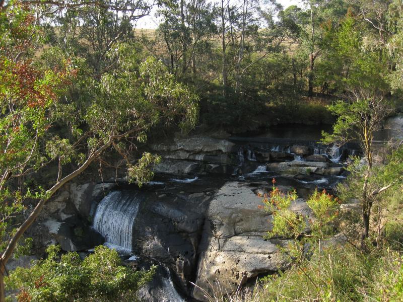 Port Welshpool - Agnes Falls Scenic Reserve: View of top of Agnes Falls from walking track