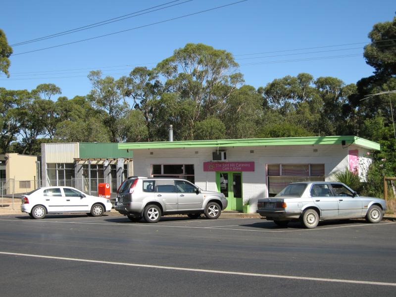 Red Hill - Shops on corner of Mornington-Flinders Road and Collins Street: Red Hill Caterers Cafe & Store