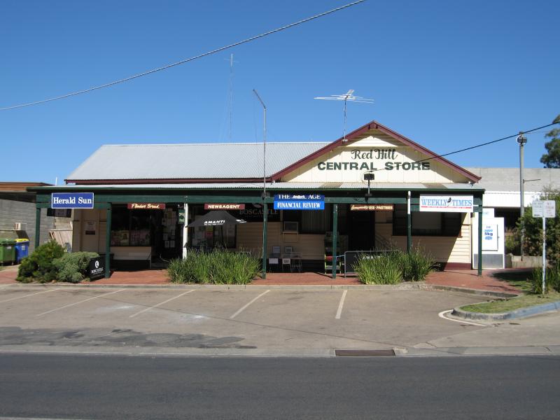 Red Hill - Shops, Arthurs Seat Road: Red Hill Central Store