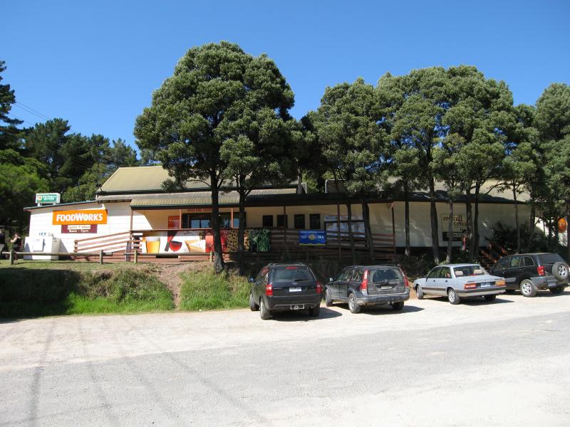 Red Hill - Shops, corner Shoreham Road and Point Leo Road: FoodWorks supermarket
