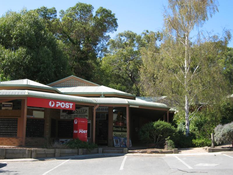 Red Hill - Shops, corner Shoreham Road and Point Leo Road: Post Office