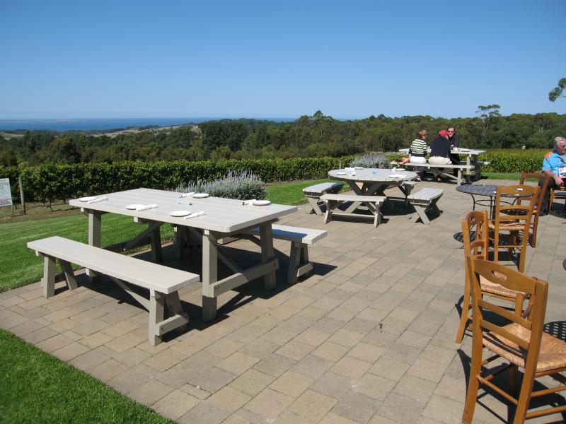 Red Hill - Red Hill Estate, Shoreham Road: Outdoor seating at restaurant