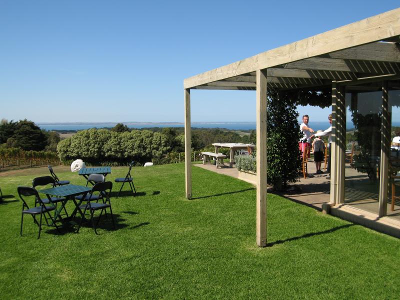 Red Hill - Red Hill Estate, Shoreham Road: Restaurant and outdoor seating