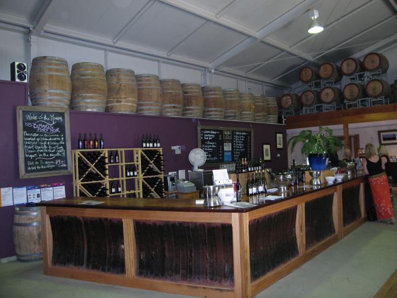 Red Hill - Red Hill Estate, Shoreham Road: Wine tasting and sales