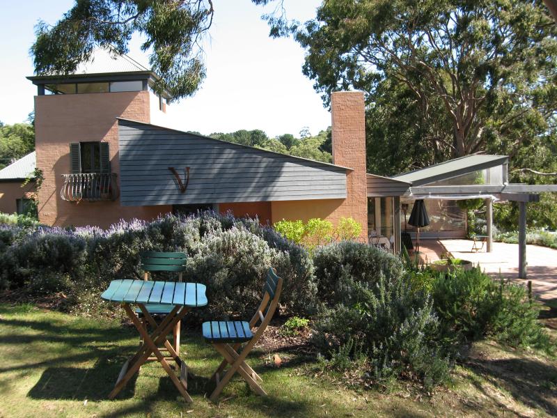 Red Hill - Vines of Red Hill, Red Hill Road: Restaurant