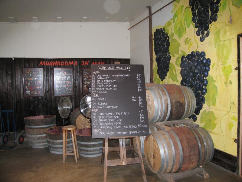 Red Hill - T'Gallant Winery, Mornington-Flinders Road, Main Ridge: Wine sales at cellar door