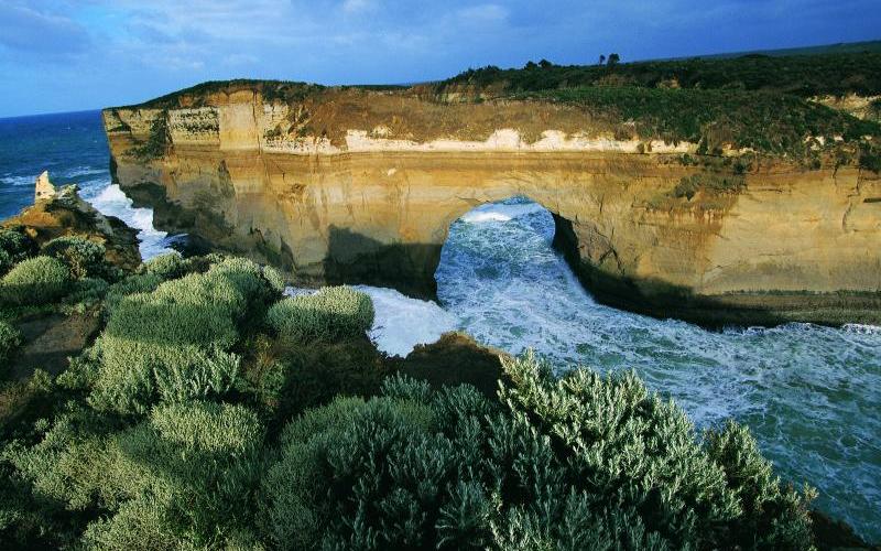 Great Ocean Road coast - Loch Ard Gorge