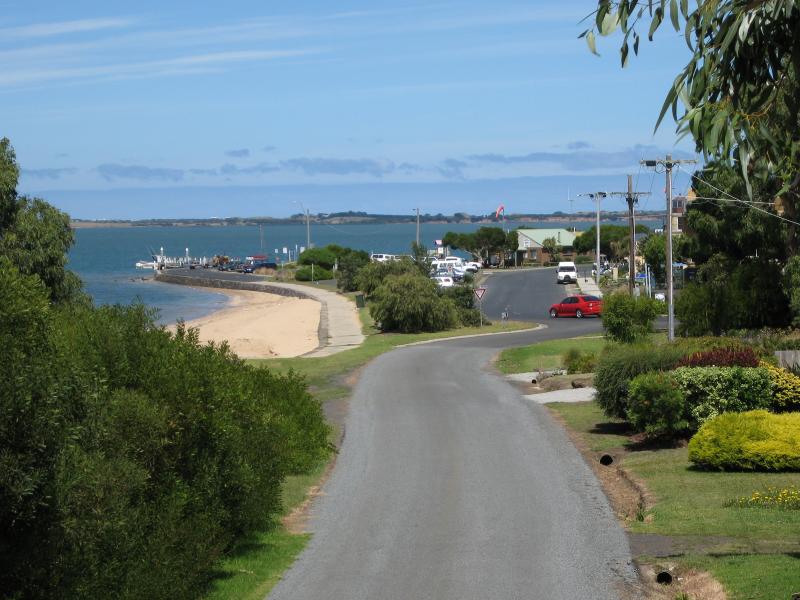 rhyll photos - travel victoria: accommodation & visitor guide