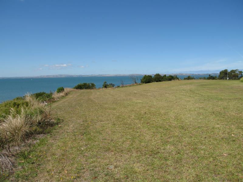Rhyll - Lady Nelson Point, parkland at the northern end of Beach Rd: View east through park