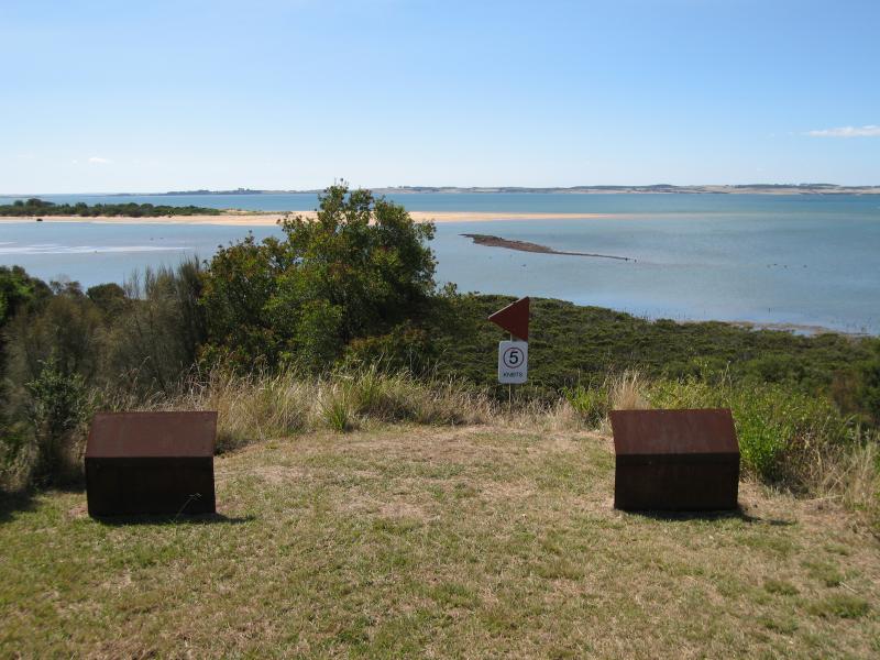 Rhyll - Rhyll Inlet: View north towards Observation Point from northern end of McIlwraith Rd