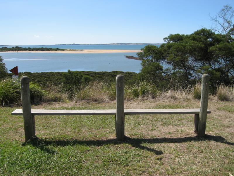 Rhyll - Rhyll Inlet: View north towards Observation Point from northern end of McIlwraith Rd