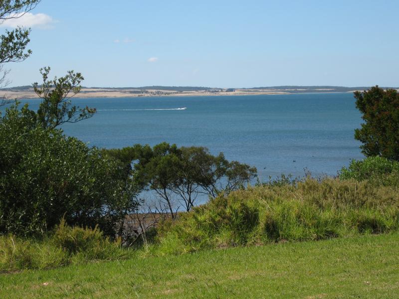Rhyll - Rhyll Inlet: View north towards French Island from northern end of Walton St