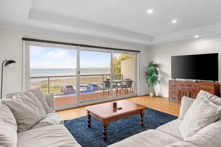 Rhyll Seaside Penthouse, Rhyll