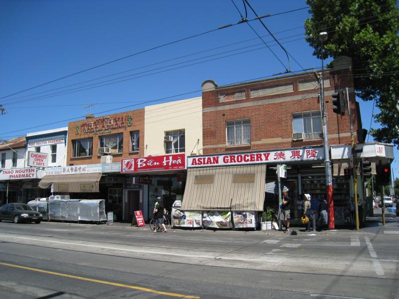 Richmond - Victoria Street: Corner of Victoria St and Lennox St