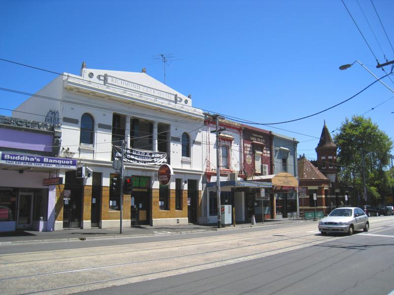 Richmond - Swan Street: South side of Swan St opposite Lennox St