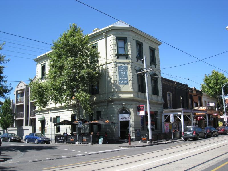 Richmond - Swan Street: Corner of Swan St and Stanley St