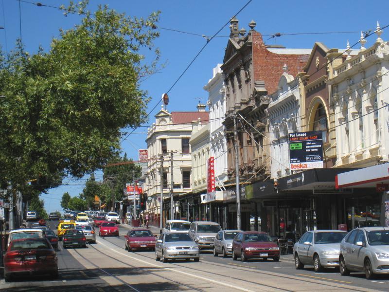 Richmond - Swan Street: View east along Swan St towards Church St