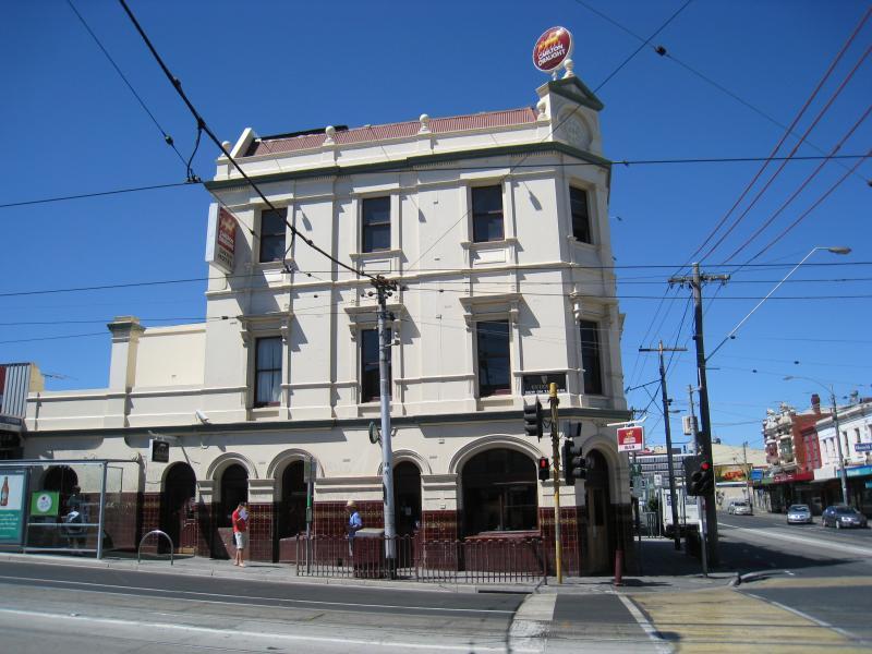Richmond - Swan Street: Swan Hotel, corner Swan St and Church St
