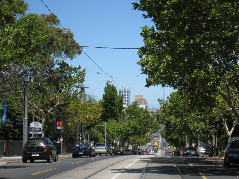 Richmond - Church Street: View south along Church St down towards Swan St