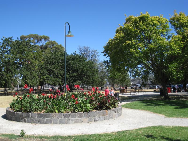 Richmond - Barkly Gardens, Mary Street: Gardens and picnic areas