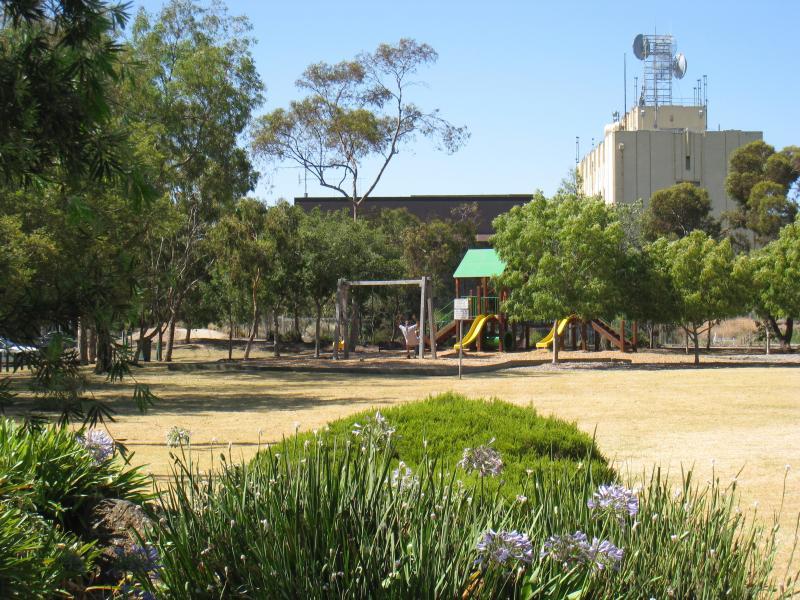 Richmond - McConchie Reserve, wetlands and Burnley Harbour, end of Mary Street: View north through McConchie Reserve towards playground