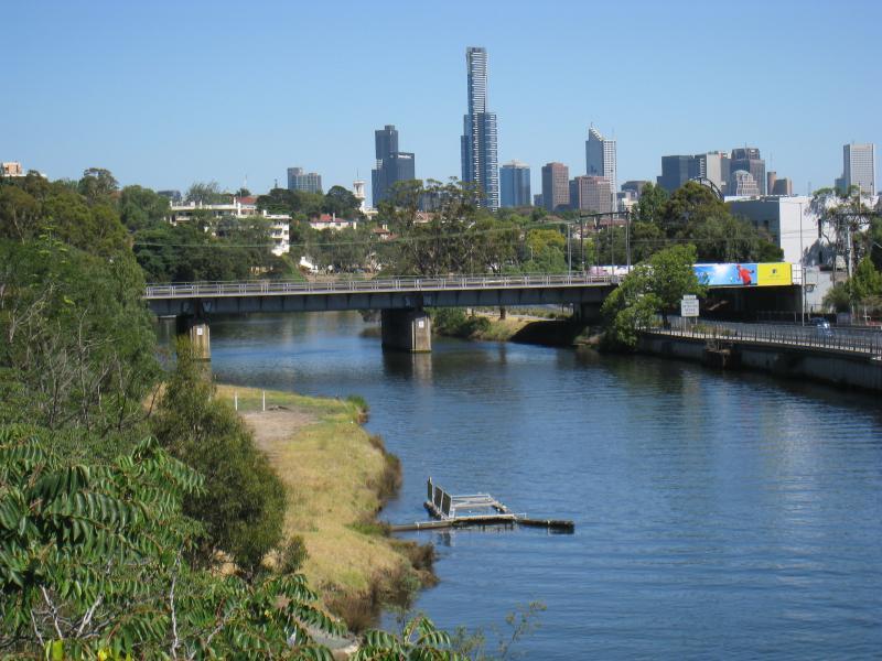 Richmond - Yarra River along southern border of Richmond with South Yarra: View west along river from Church Street Bridge towards city skyline