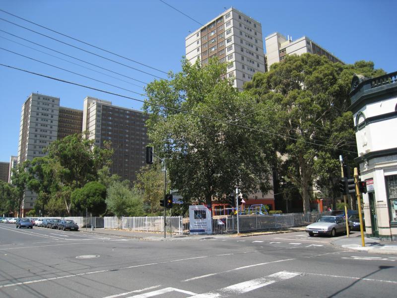 Richmond - Around Richmond: Apartment buildings, view east along Elizabeth St at Lennox St