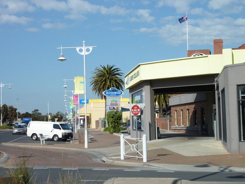 Rosebud - Shops and commercial centre, Point Nepean Road: View east along Pt Nepean Rd at 7th Av