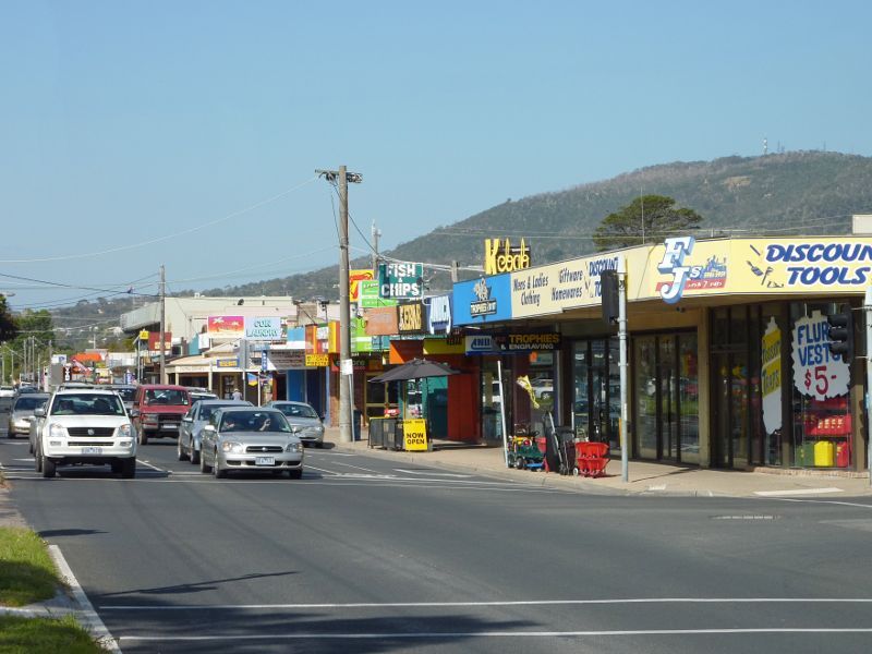 Rosebud - Shops and commercial centre, Point Nepean Road: View east along Pt Nepean Rd at Jetty Rd